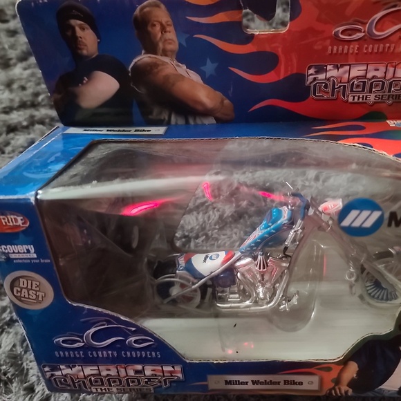 American Chopper Miller Welder Bike Diecast 2004 Motorcycle New in Box - Picture 1 of 6